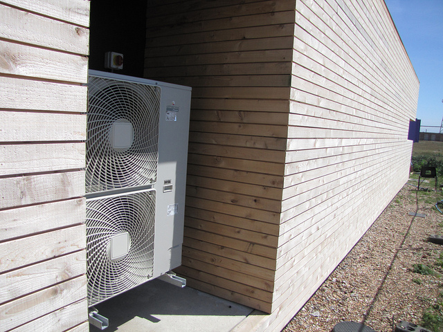 air source heat pumps vs geothermal